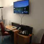H+ ホテル 3*