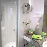 H爱尔福特酒店 酒店