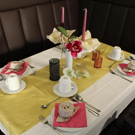 H+ Hotel 3*